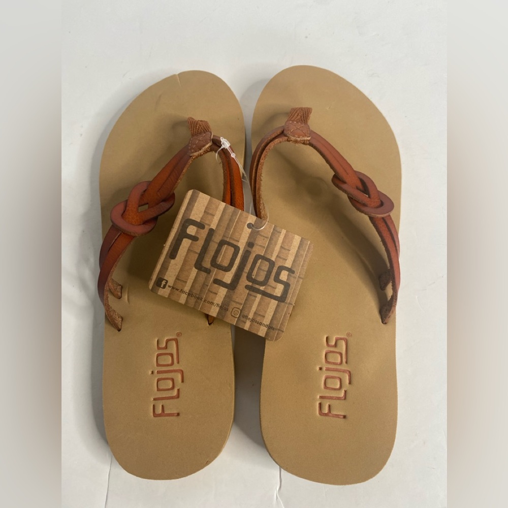 NWT Flojos women’s flip flops